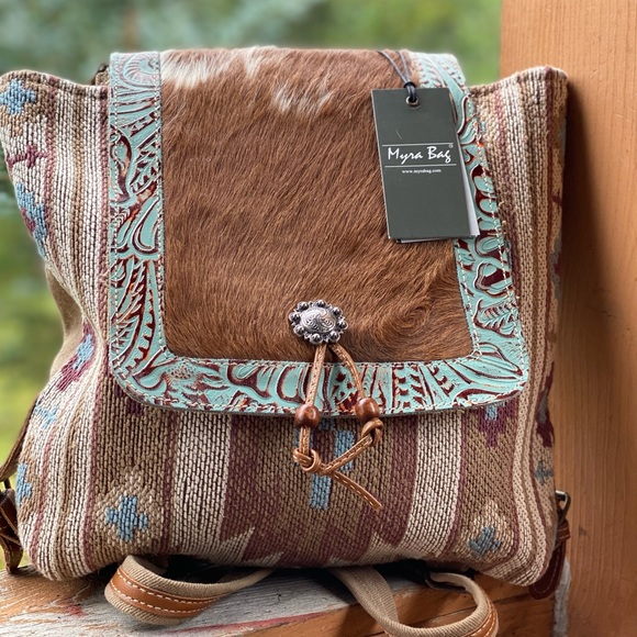 MYRA BAG ORIENTAL RUG BACKPACK - Picture 4 of 10